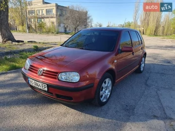 Авто Volkswagen Golf 2000 № 7615935