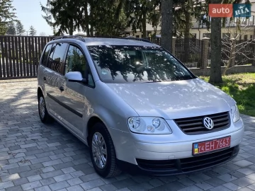 Авто Volkswagen Touran 2005 № 7615948