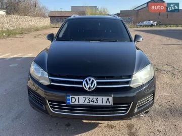 Авто Volkswagen Touareg 2012 № 7616187