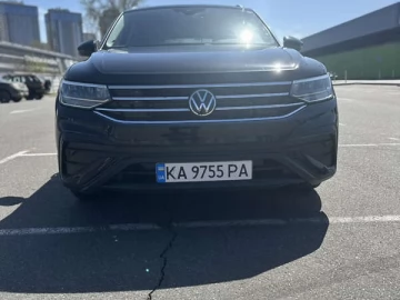 Авто Volkswagen Tiguan 2023 № 7616237