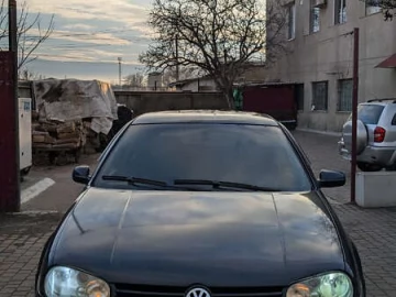 Авто Volkswagen Golf 2002 № 7616295