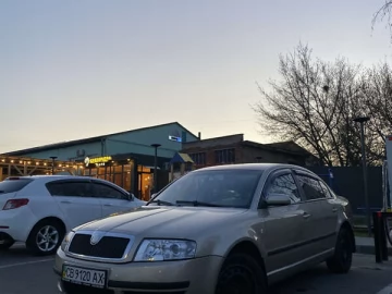 Авто Skoda Superb 2004 № 7616334