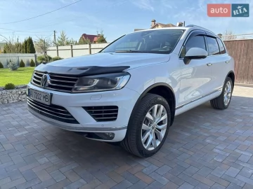 Авто Volkswagen Touareg 2015 № 7616568