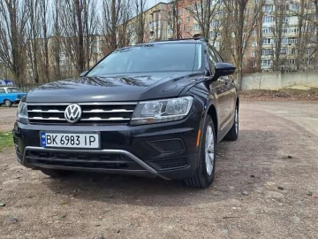 Авто Volkswagen Tiguan 2017 № 7616823