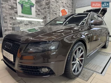 Авто Audi A4 2010 № 7616889