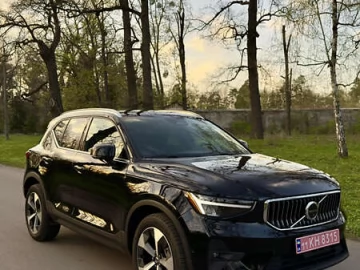 Авто Volvo Xc40 2023 № 7617049