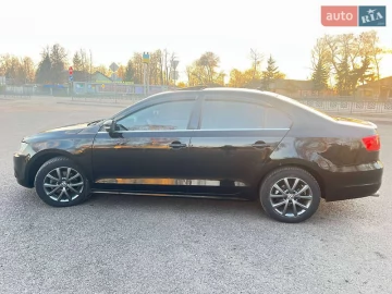 Авто Volkswagen Jetta 2013 № 7617377