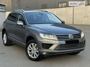 Авто Volkswagen Touareg 2016 № 7617564