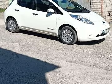 Авто Nissan Leaf 2013 № 7617772