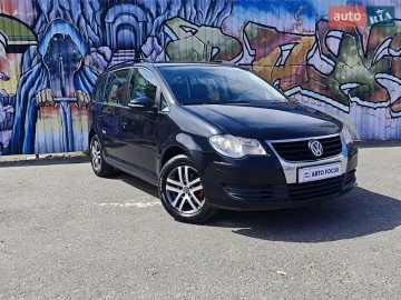 Авто Volkswagen Touran 2009 № 7617837