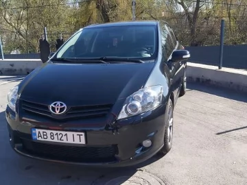 Авто Toyota Auris 2010 № 7617842