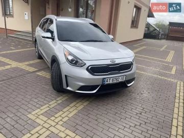 Авто KIA Niro 2017 № 7618107