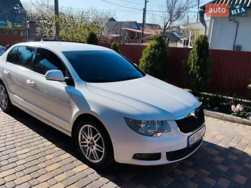 Авто Skoda Superb 2011 № 7618309