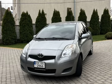 Авто Toyota Yaris 2009 № 7618518