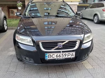 Авто Volvo V50 2008 № 7618532