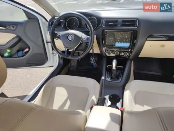 Авто Volkswagen Jetta 2016 № 7618651