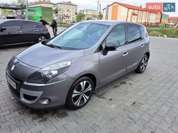 Авто Renault Scenic 2011 № 7618822