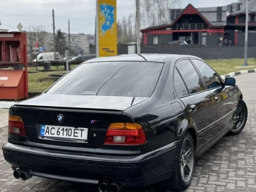 Авто BMW 5 Series 2002 № 7619019