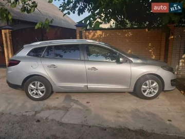 Авто Renault Megane 2014 № 7619044