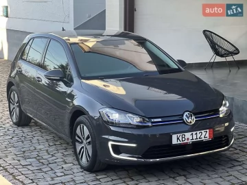 Авто Volkswagen E-Golf 2017 № 7619146