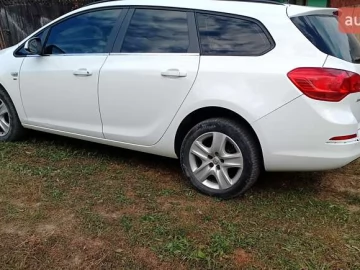 Авто Opel Astra 2014 № 7619279