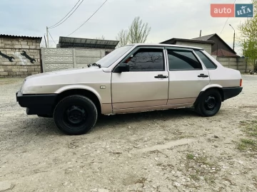 Авто ВАЗ 21099 2001 № 7619383