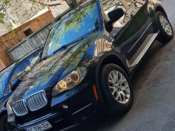 Авто BMW X5 2010 № 7619430