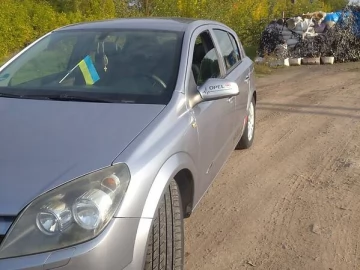 Авто Opel Astra 2004 № 7619541