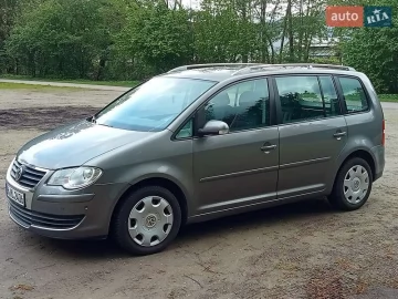 Авто Volkswagen Touran 2007 № 7619632