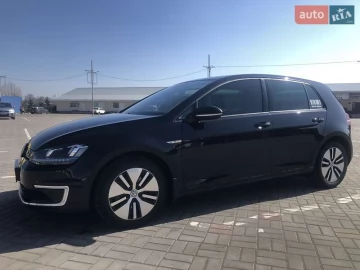 Авто Volkswagen E-Golf 2016 № 7619660