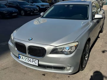 Авто BMW 7 Series 2011 № 7619676