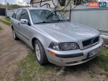 Авто Volvo V40 2003 № 7619692