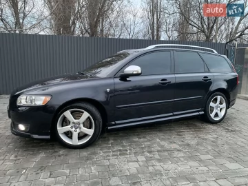 Авто Volvo V50 2012 № 7619744