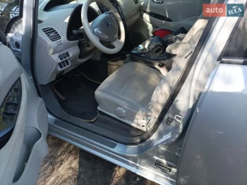 Авто Nissan Leaf 2011 № 7619782