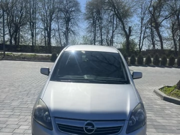 Авто Opel Zafira 2010 № 7619796