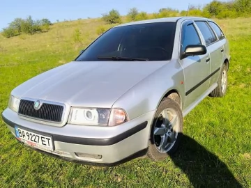 Авто Skoda Octavia 2000 № 7619976