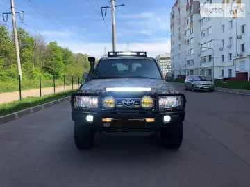 Авто Toyota Land Cruiser 2005 № 7620052