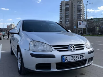 Авто Volkswagen Golf 2004 № 7620073