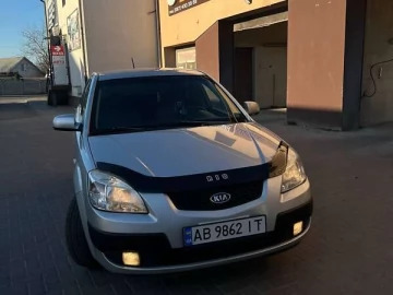 Авто KIA Rio 2005 № 7620085
