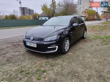 Авто Volkswagen E-Golf 2015 № 7620231