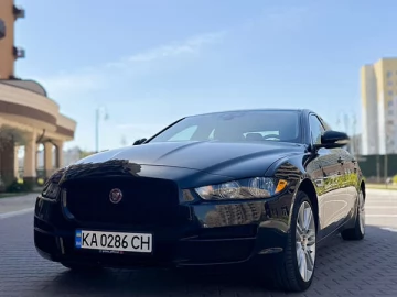 Авто Jaguar Xe 2019 № 7620255