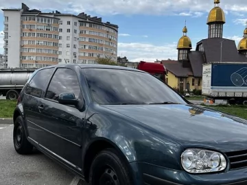 Авто Volkswagen Golf 2001 № 7620318