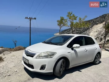 Авто Toyota Auris 2011 № 7620322