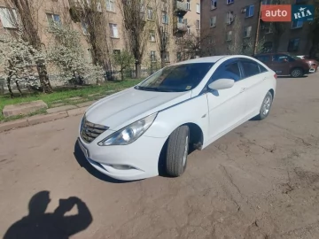 Авто Hyundai Sonata 2011 № 7620387