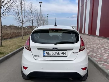 Авто Ford Fiesta 2014 № 7620448