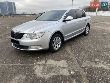 Авто Skoda Superb 2010 № 7620629