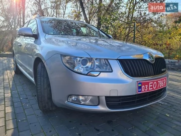 Авто Skoda Superb 2010 № 7620755
