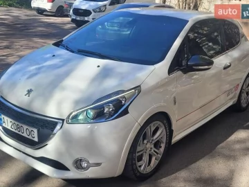Авто Peugeot 208 2013 № 7621054