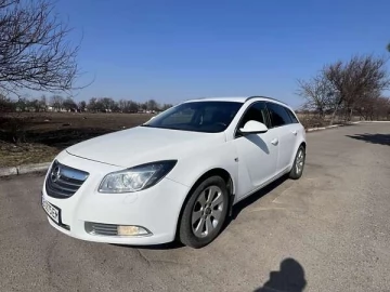 Авто Opel Insignia 2011 № 7621059