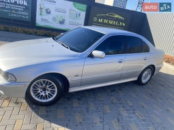 Авто BMW 5 Series 2003 № 7621169